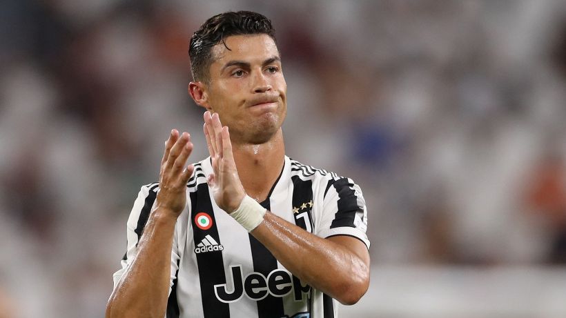 Juventus, Cristiano Ronaldo saluta con un &quot;Grazzie&quot; i tifosi bianconeri e  la Serie A