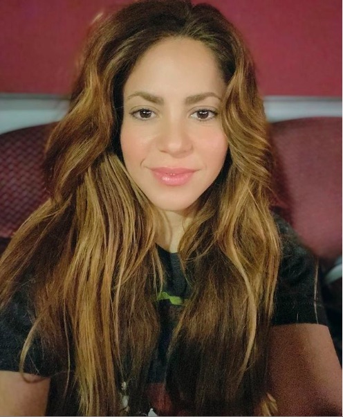Shakira pubblica “Monotonia”, il brano rivolto a Piqué: “Mi hai fatto male”