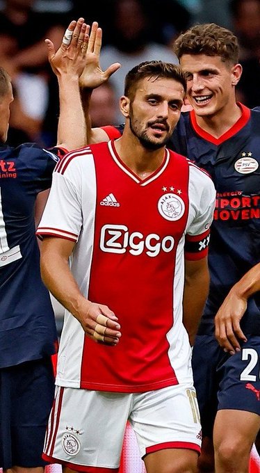 Paura per un giocatore dell’Ajax: aggredito dai ladri prima della partita