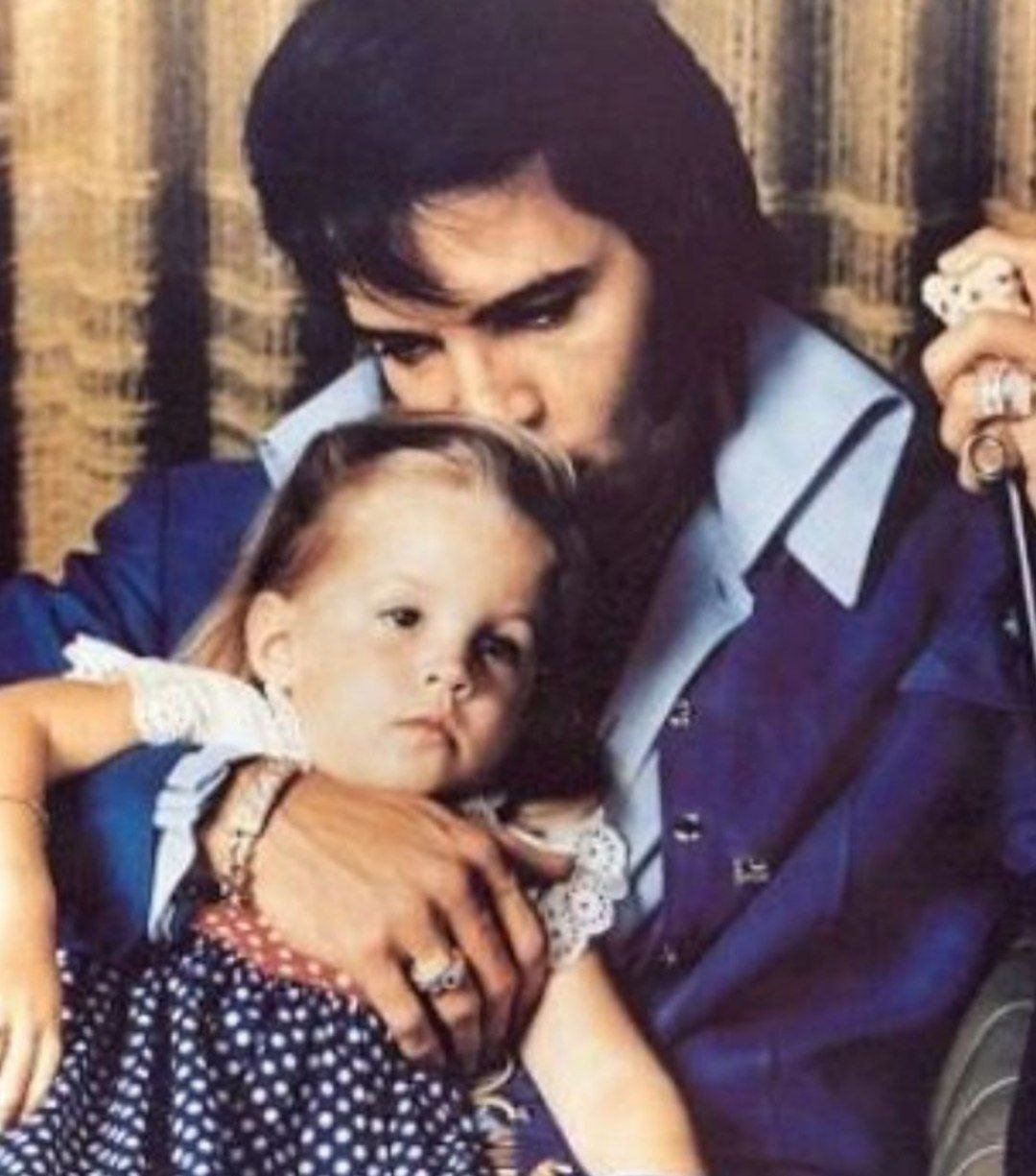 Addio a Lisa Marie Presley: la figlia di Elvis aveva 54 anni